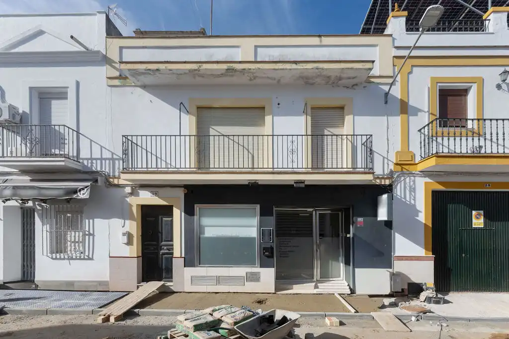 Vista exterior de Piso en venta en Cantillana