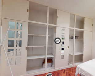 Study to rent in  Madrid Capital  with Air Conditioner