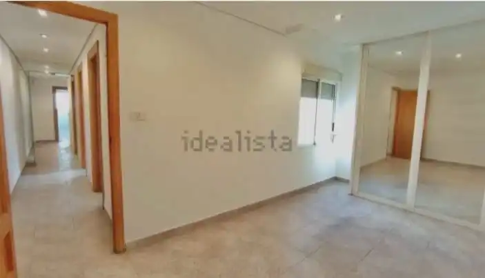 Piso de alquiler en Carrer de Joan d'Àustria, Centro