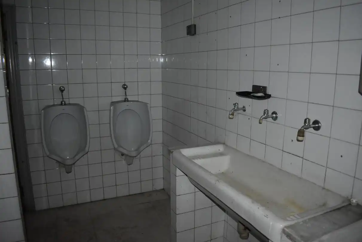 Bathroom of Industrial buildings for sale in Eibar