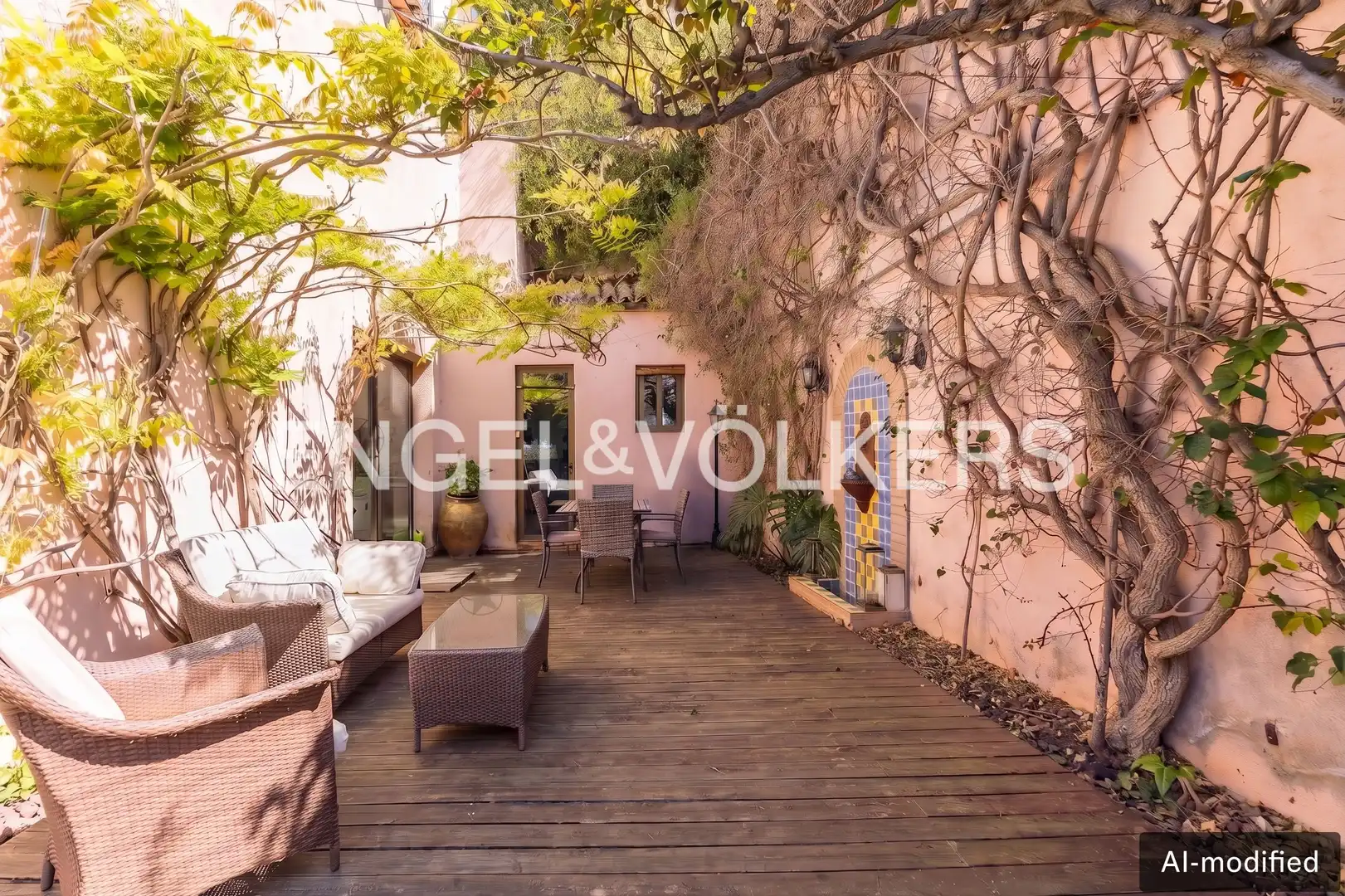 Terrassa de Casa o xalet en venda en Sitges amb Aire condicionat, Calefacció i Jardí privat