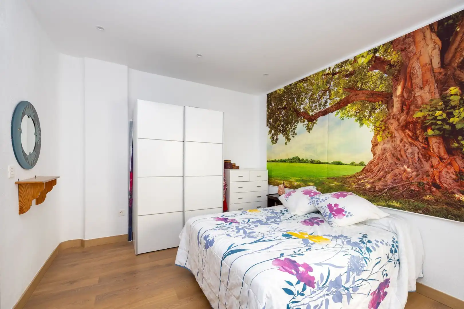 Bedroom of Flat for sale in Granada  with Air Conditioner and Heating