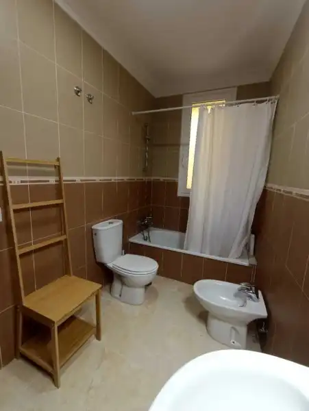 Flat for rent in Calle Cuatro Cantillos, -1, El Bebedero - Pinolere - Aguamansa