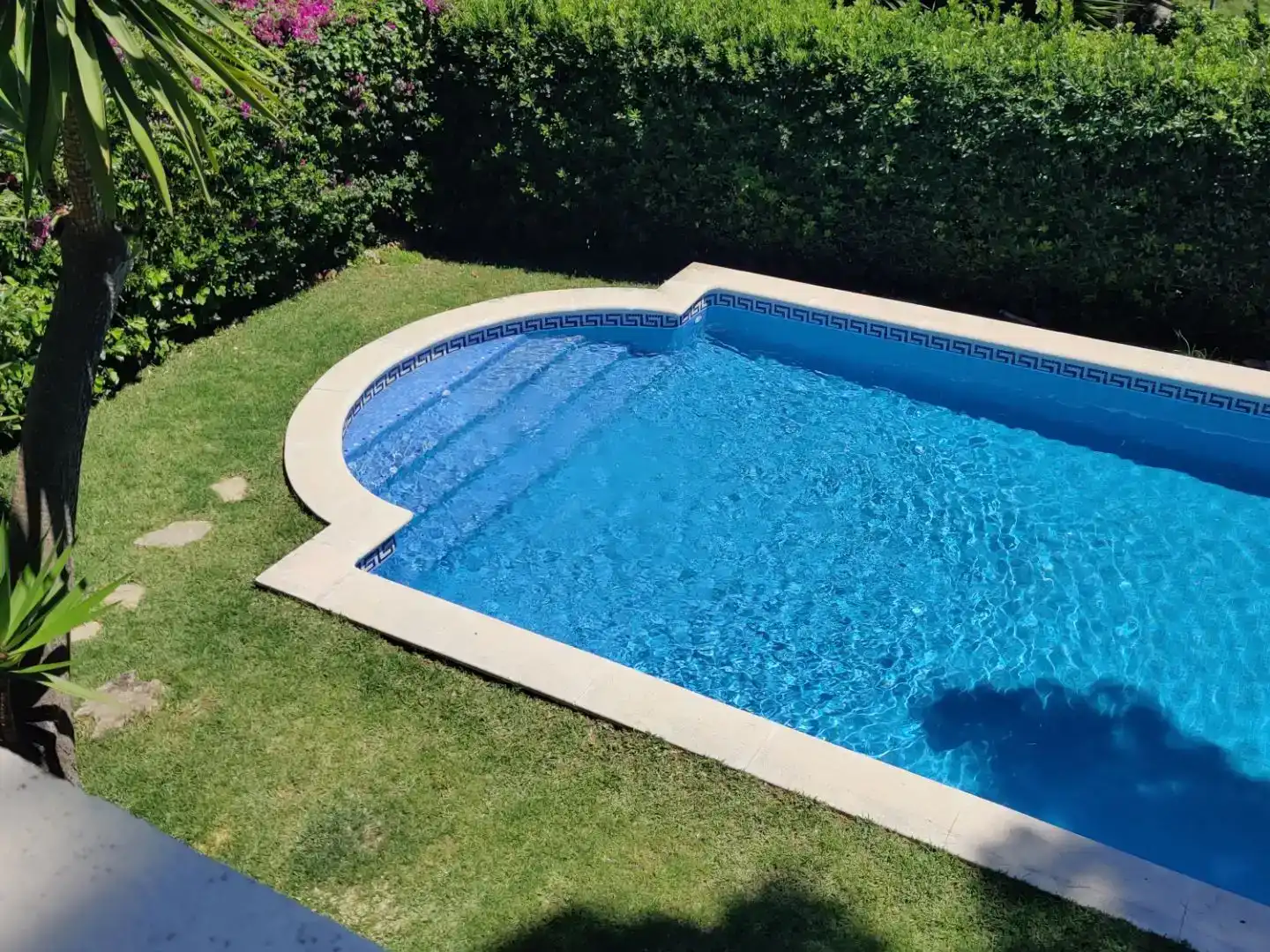 Schwimmbecken von Haus oder Chalet zur Miete in Castelldefels mit Klimaanlage, Privatgarten und Parkett