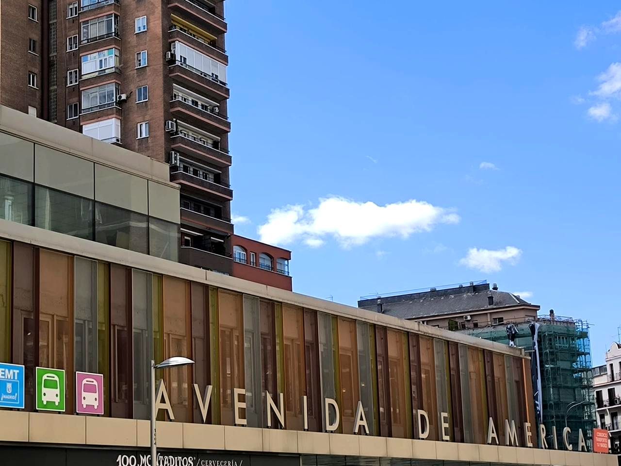 Vista exterior de Pis de lloguer en  Madrid Capital amb Aire condicionat, Calefacció i Moblat