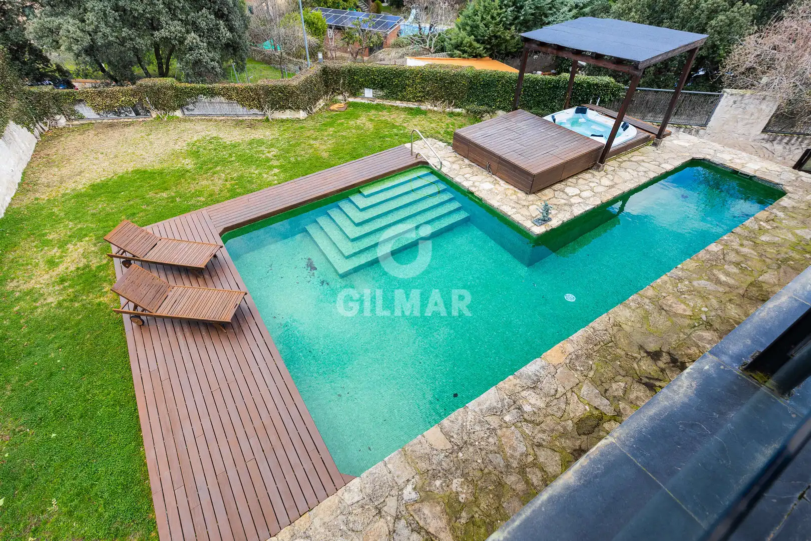 Piscina de Casa o xalet en venda en Galapagar amb Calefacció, Jardí privat i Piscina