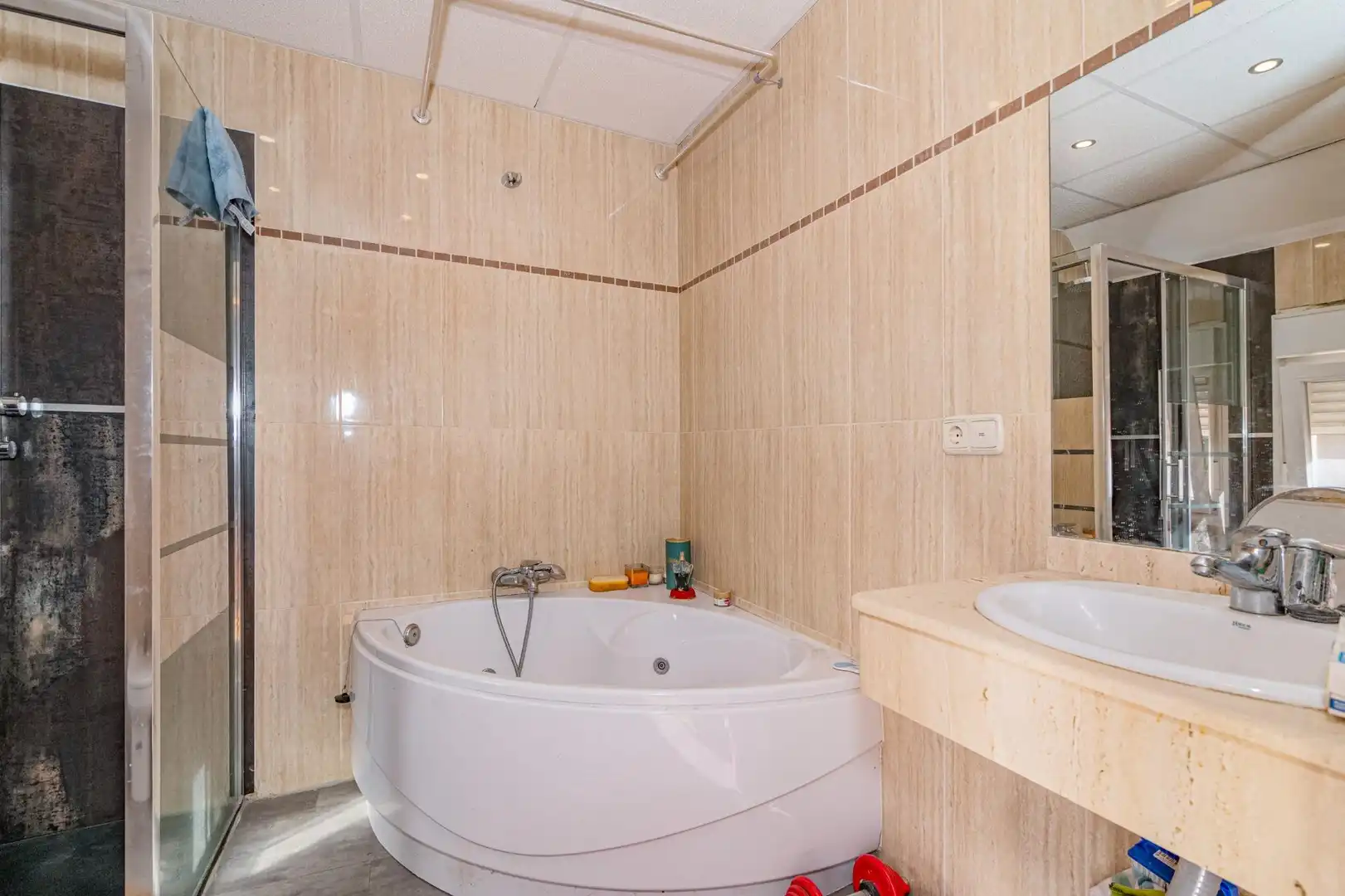 Baño de Casa adosada en venta en Armilla con Aire acondicionado, Calefacción y Terraza