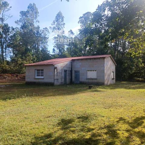 Nave industrial en Alquiler en Mondariz