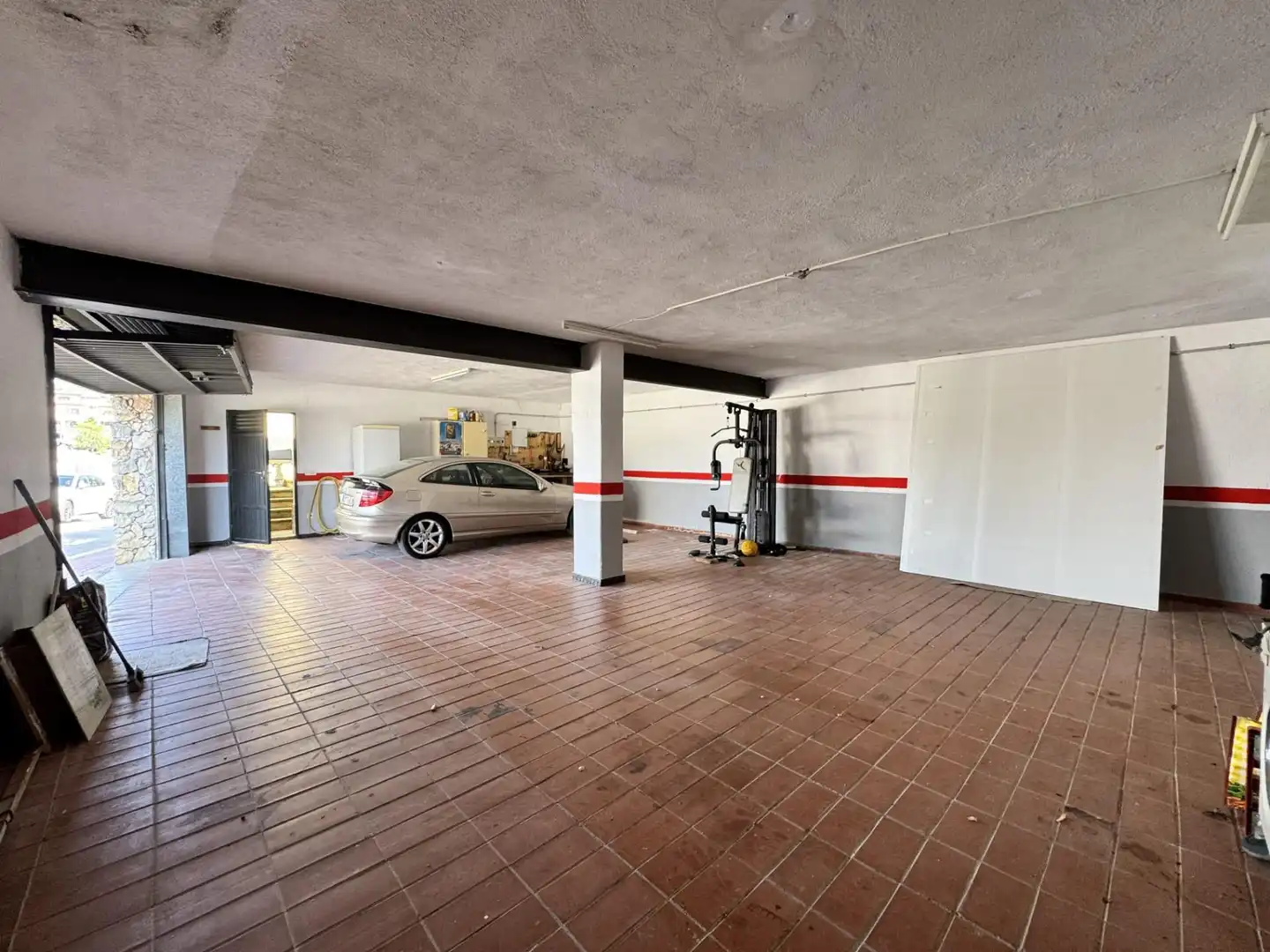 Casa amb piscina en venda a Avenida GARROFERS, imagen 50
