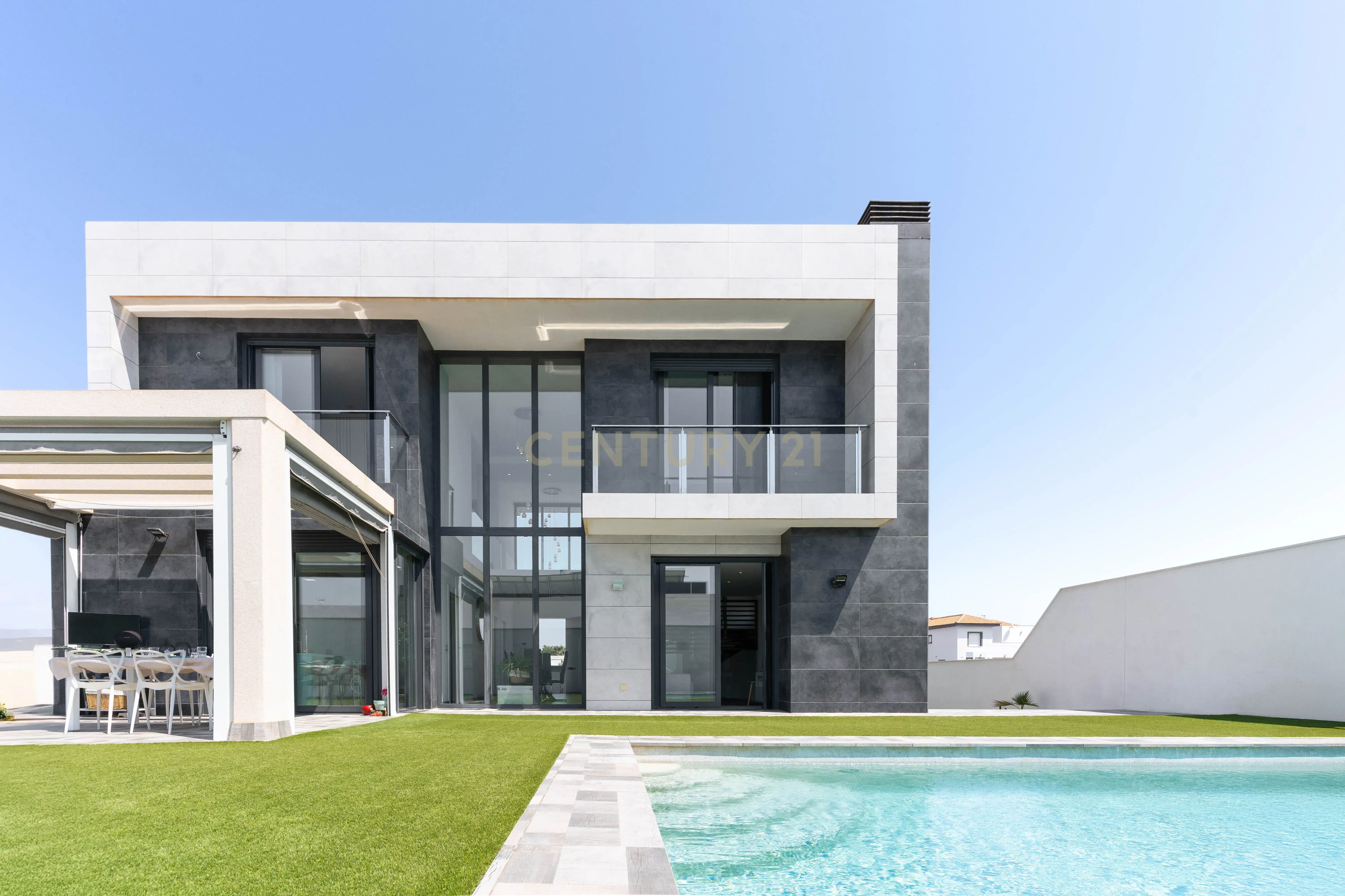 Exterior view of House or chalet for sale in El Ejido  with Air Conditioner, Private garden and Storage room