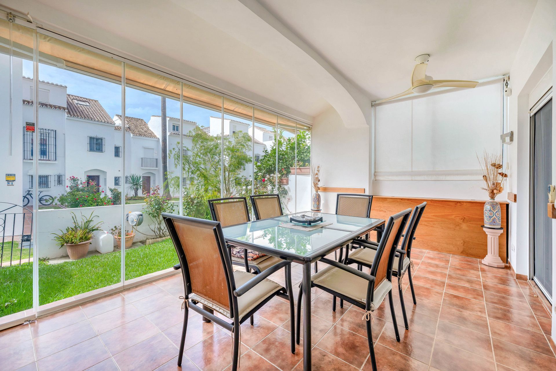 Dining room of Single-family semi-detached for sale in Marbella  with Air Conditioner, Private garden and Terrace