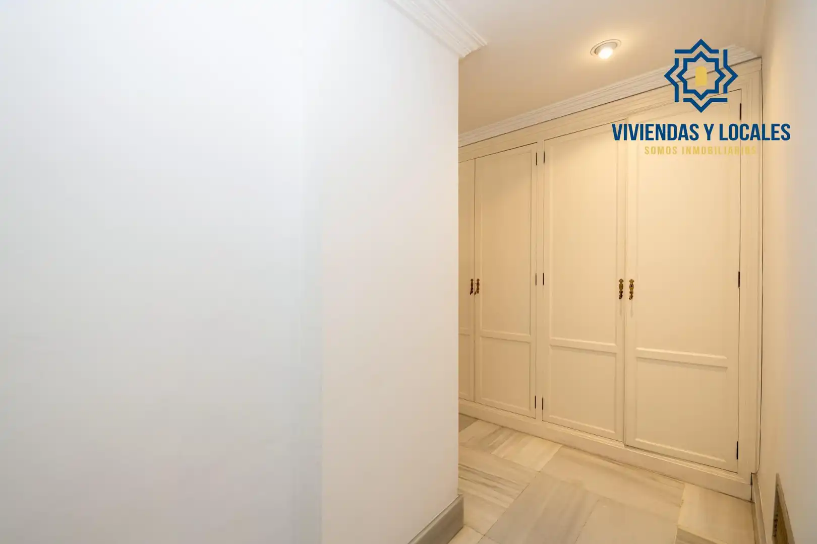 Flat for sale in Granada
