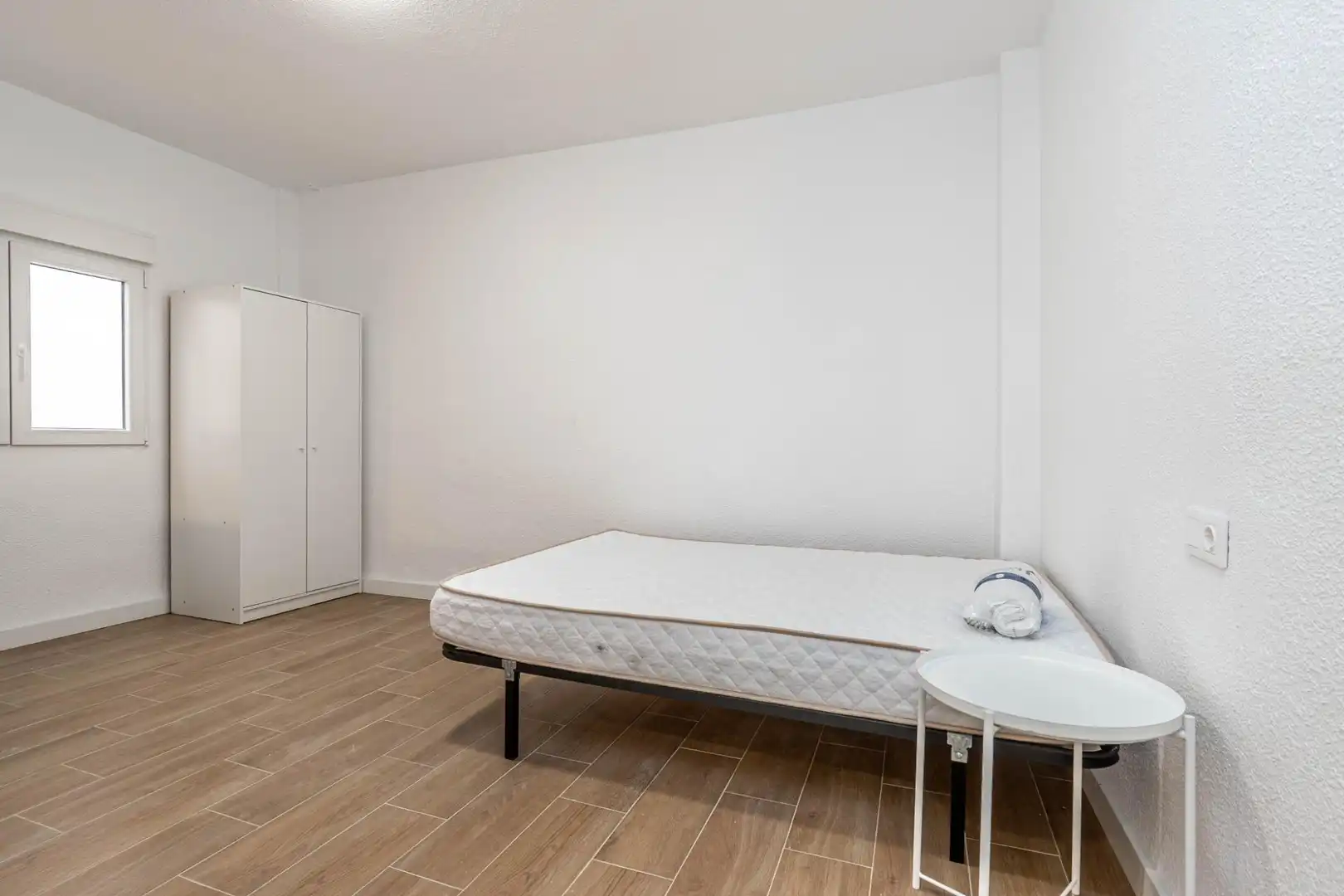 Piso en venta en Calle JUAN DE LA CIERVA, Barrio de Zaidín