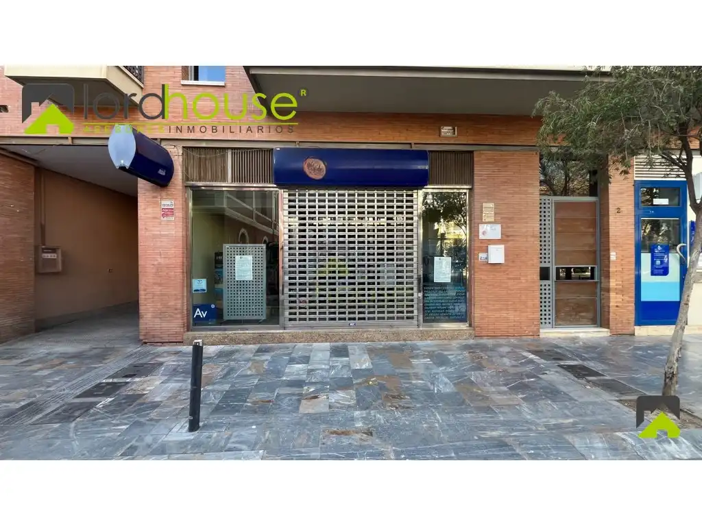 Local comercial en venda a Calle Principe Alfonso 6