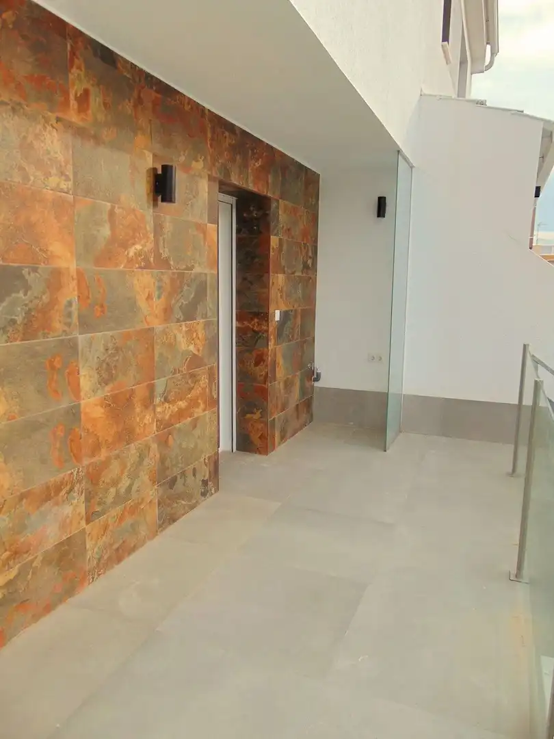 Casa adosada en venta en San Pedro del Pinatar con Aire acondicionado, Calefacción y Jardín privado