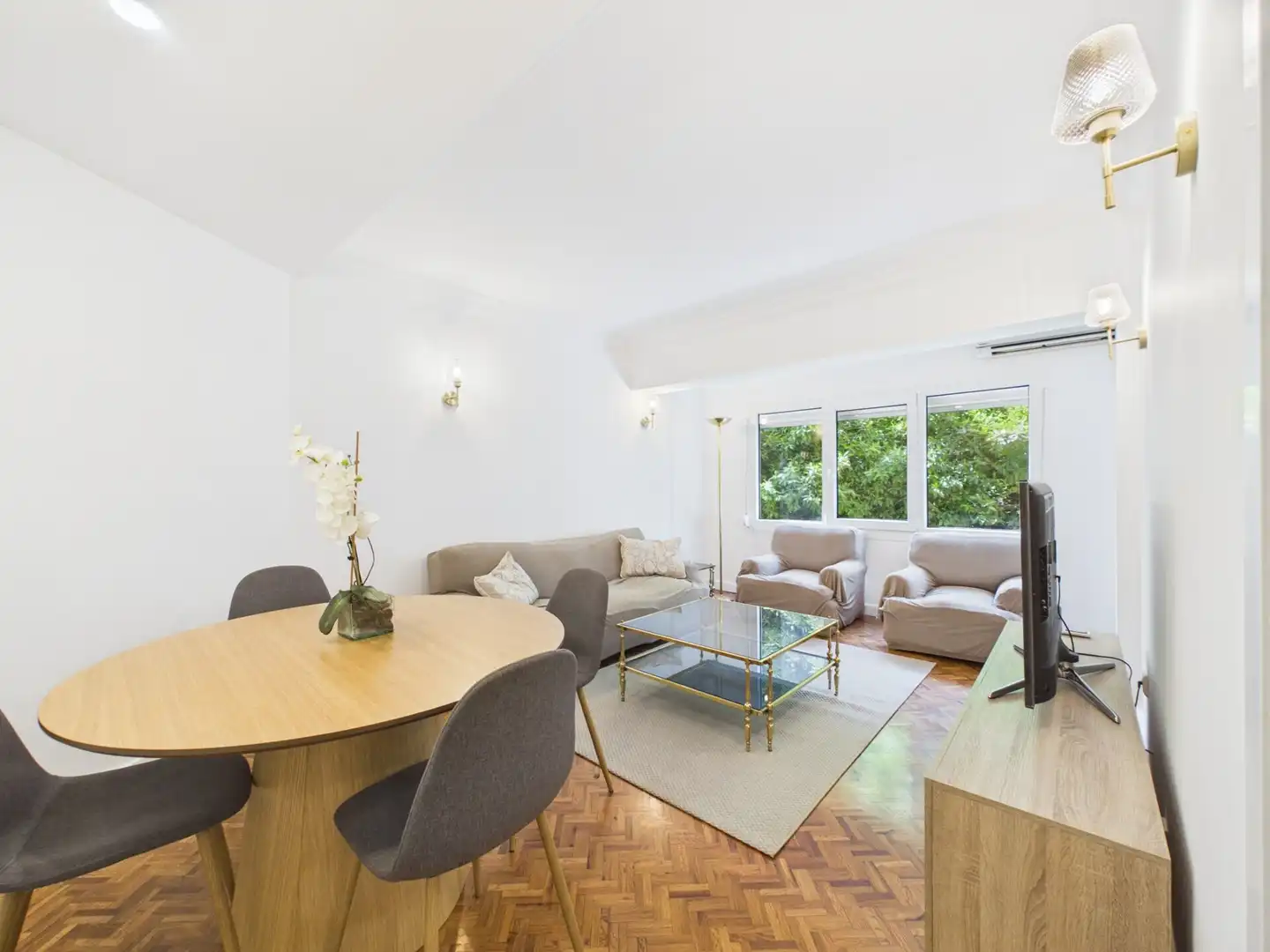 Living room of Flat for rent in  Palma de Mallorca  with Air Conditioner, Furnished and Balcony