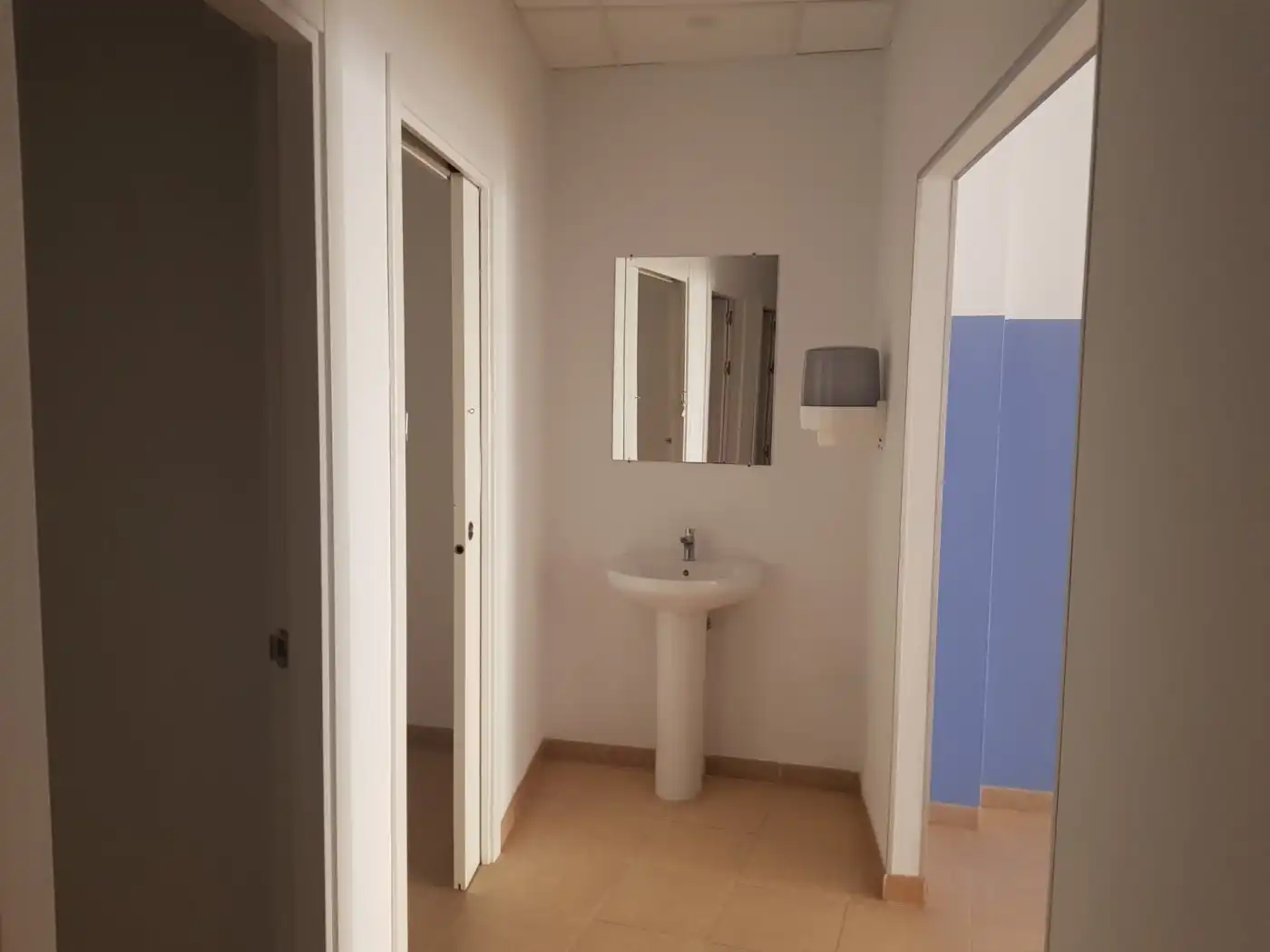 Baño de Local de alquiler en La Ràpita