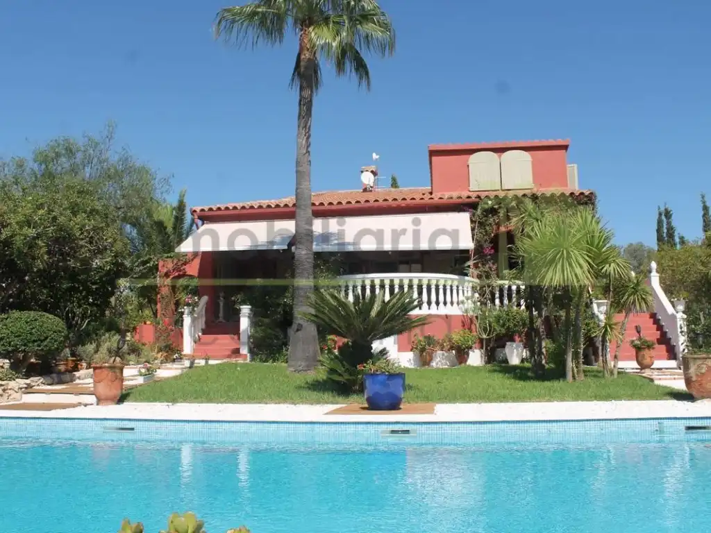 Casa con piscina in vendita a Càlig