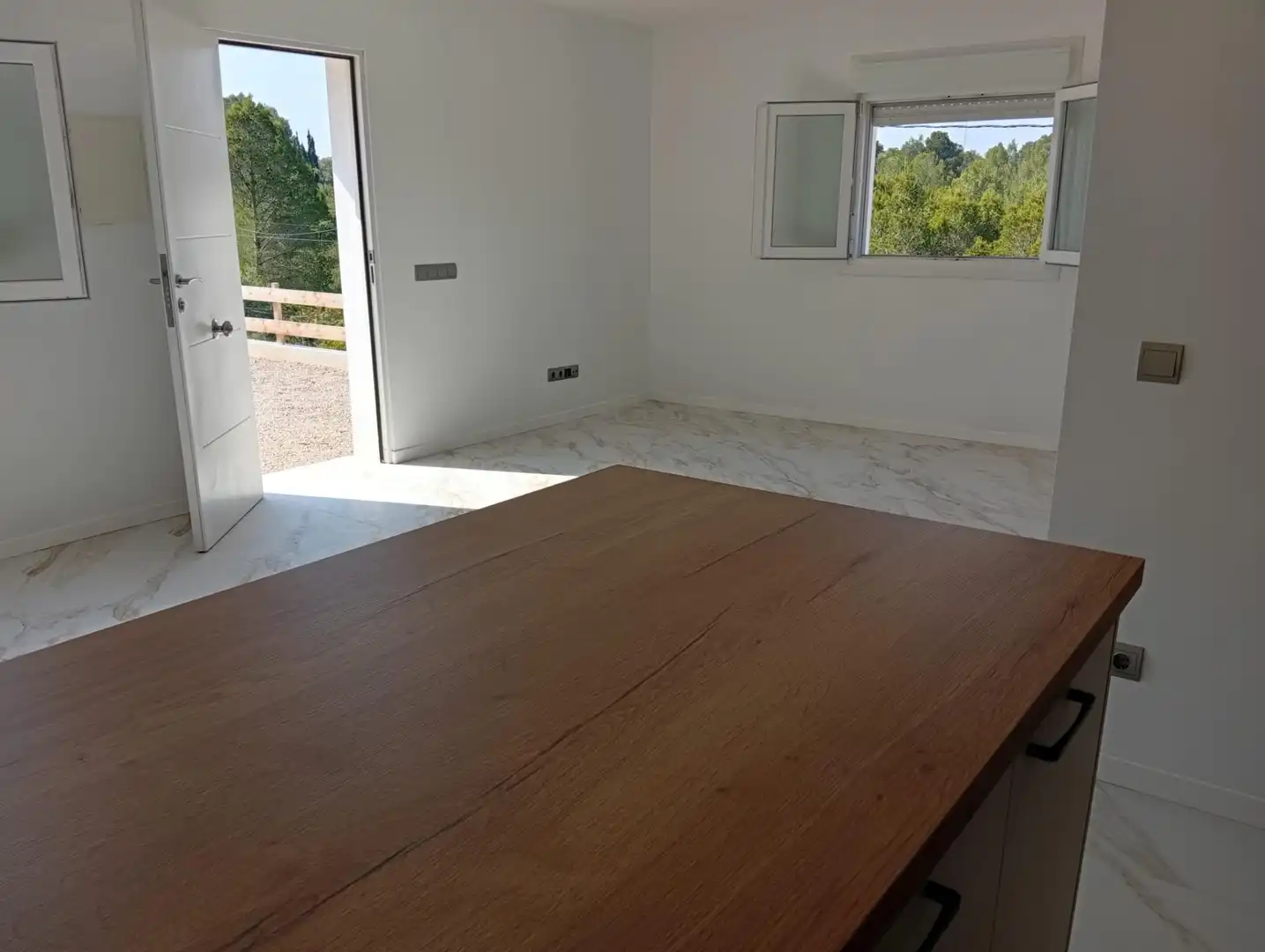 Dining room of Country homes for sale in Tortosa  with Air Conditioner, Private garden and Storage room