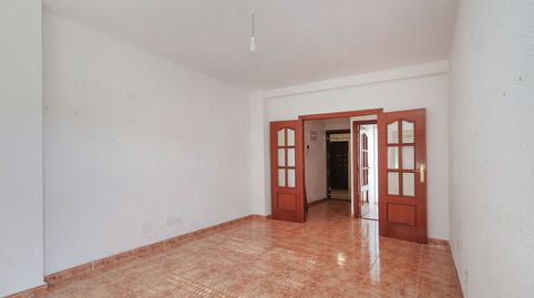 Foto 2 de Piso en venta en C/ San Antón, Villayuventus - Renfe, Parla