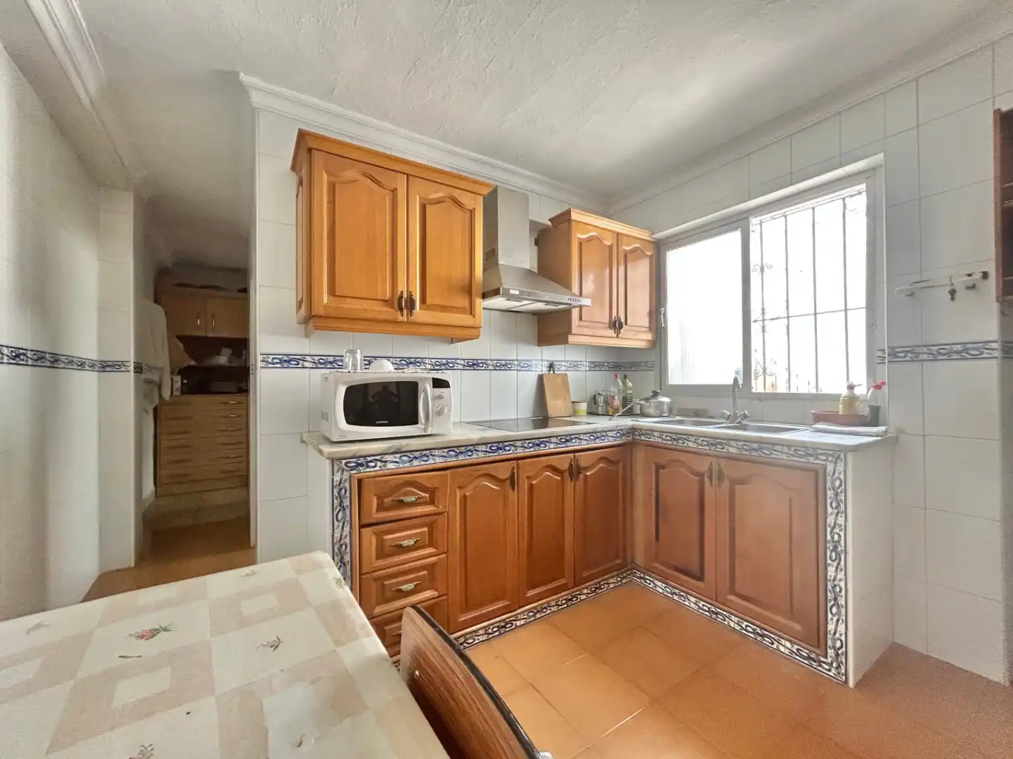 Cuina de Casa adosada en venda en Málaga amb Aire condicionat, Terrassa i Traster