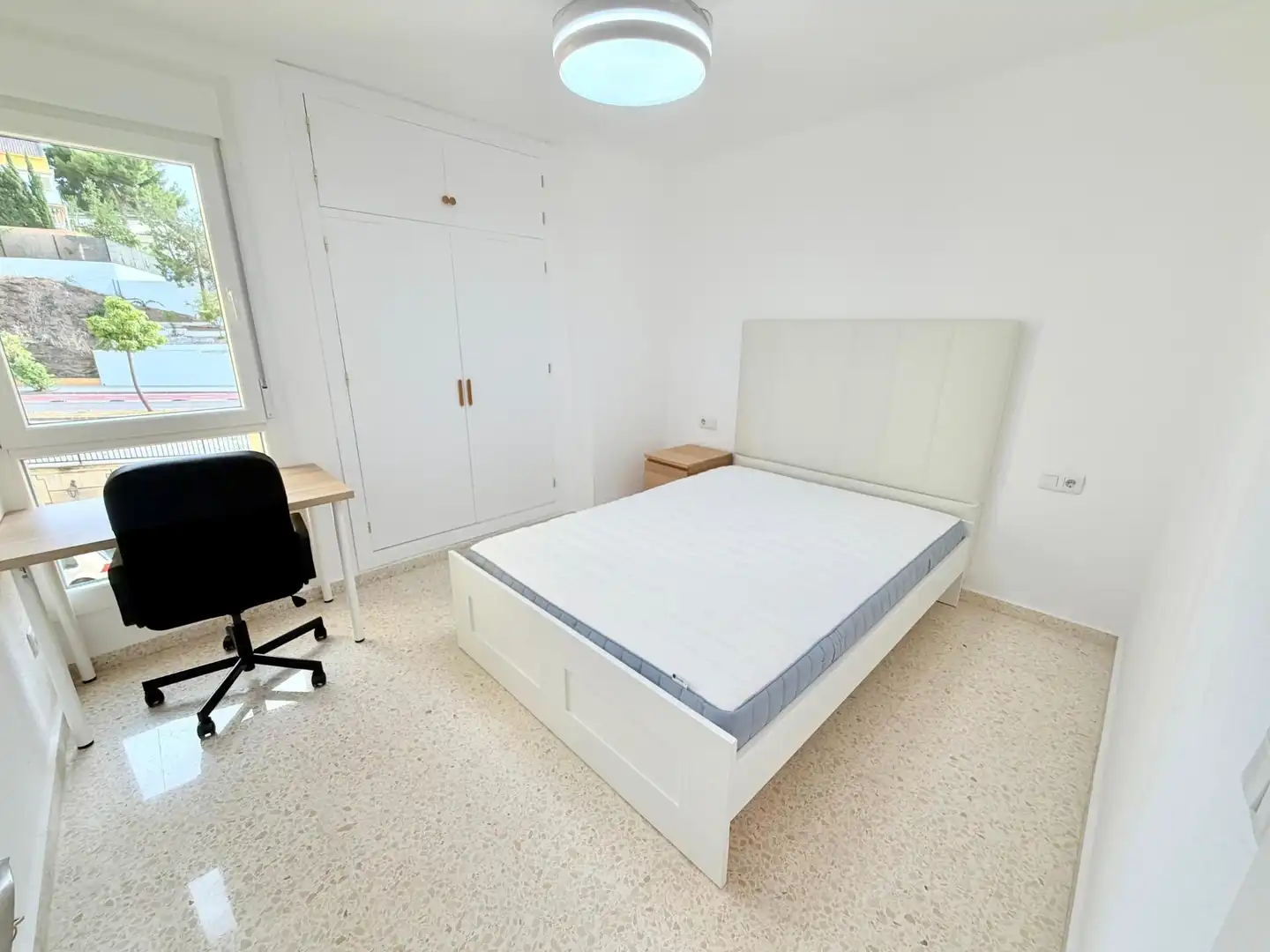 Bedroom of Flat for share in Málaga  with Terrace and Furnished