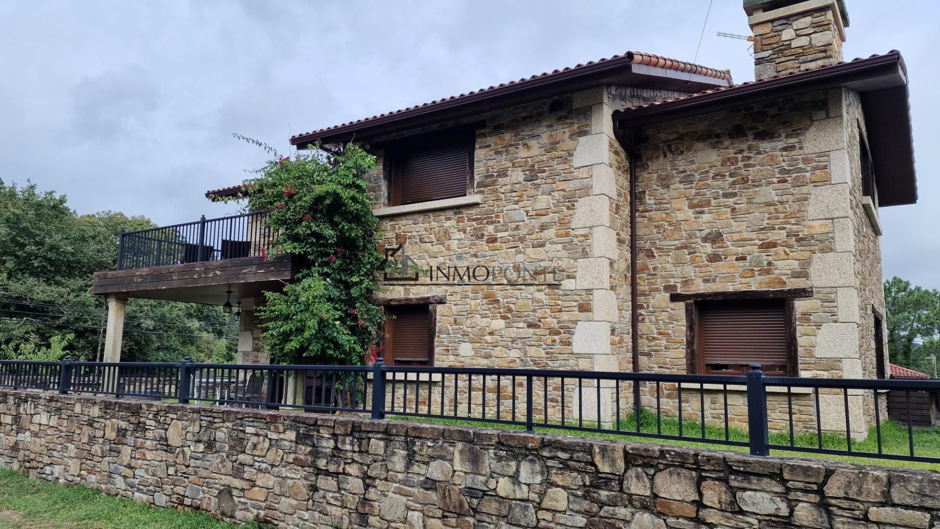 Vista exterior de Casa o xalet en venda en Vilaboa