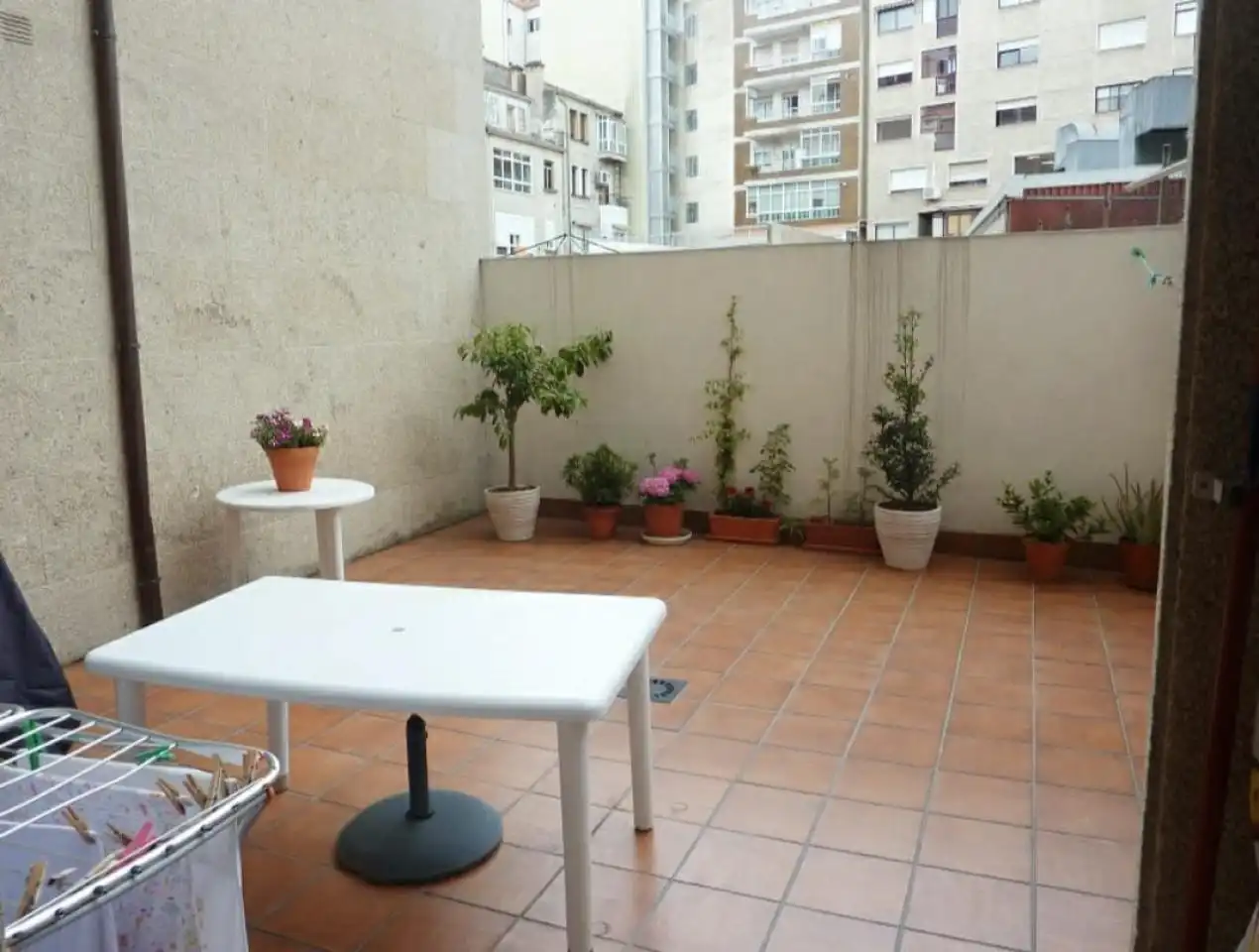 Pis amb terrassa en venda a Centro