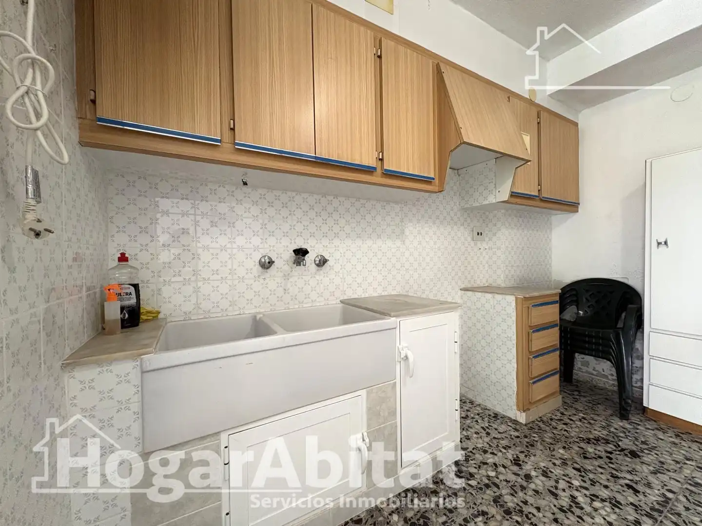 Kitchen of Flat for sale in Tavernes de la Valldigna  with Terrace and Balcony