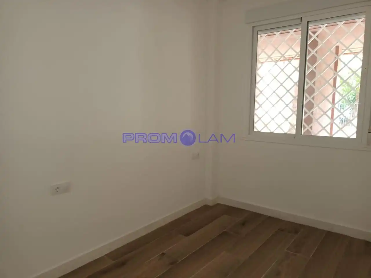 Habitación de Planta baja en venta en Sevilla