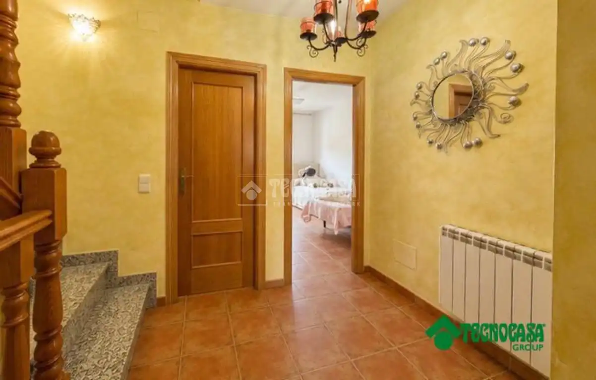Casa adosada en venta en Torrijos con Aire acondicionado, Calefacción y Jardín privado