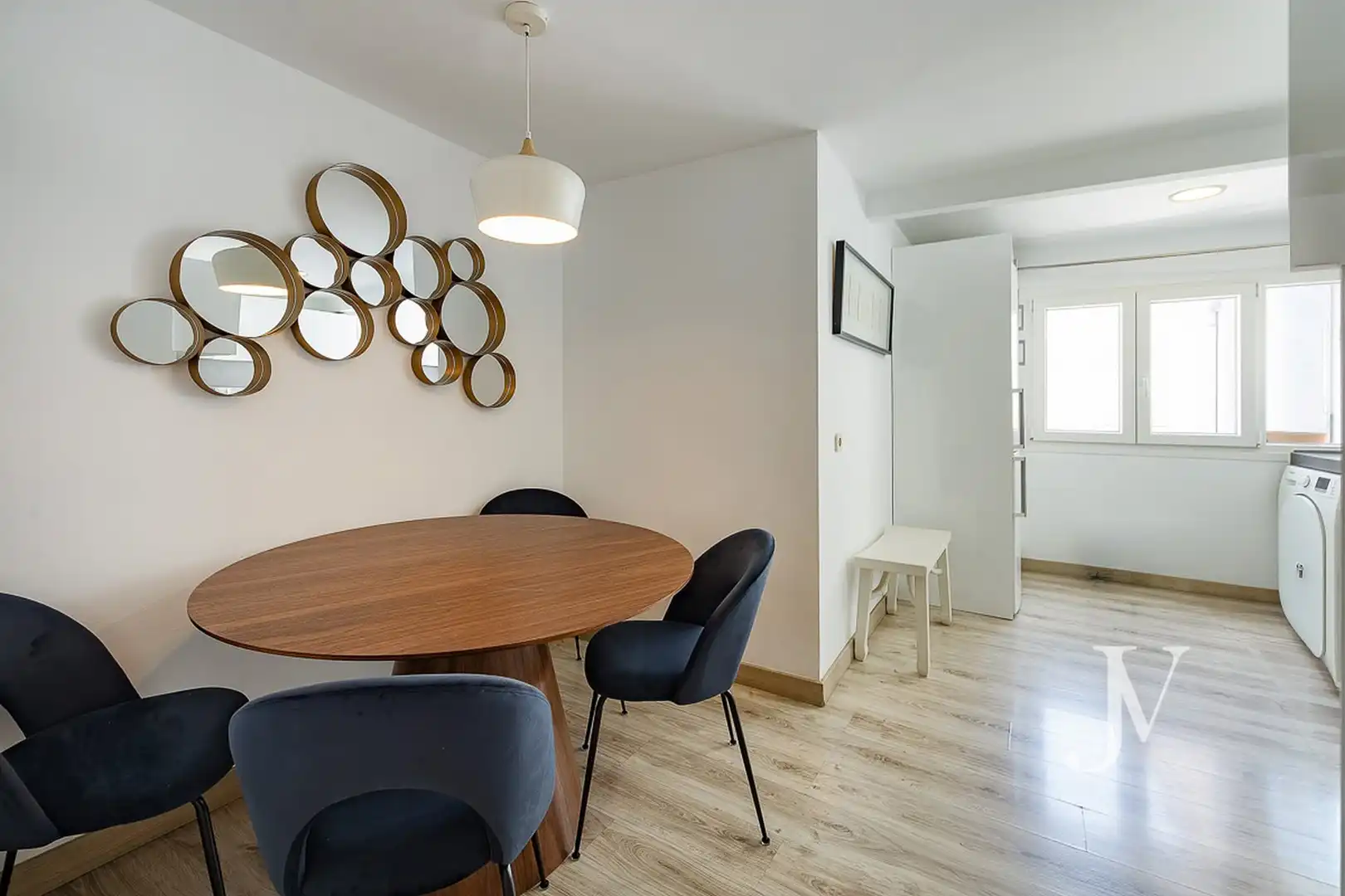 Esszimmer von Dachboden zur Miete in Madrid mit Klimaanlage, Heizung und Möbliert