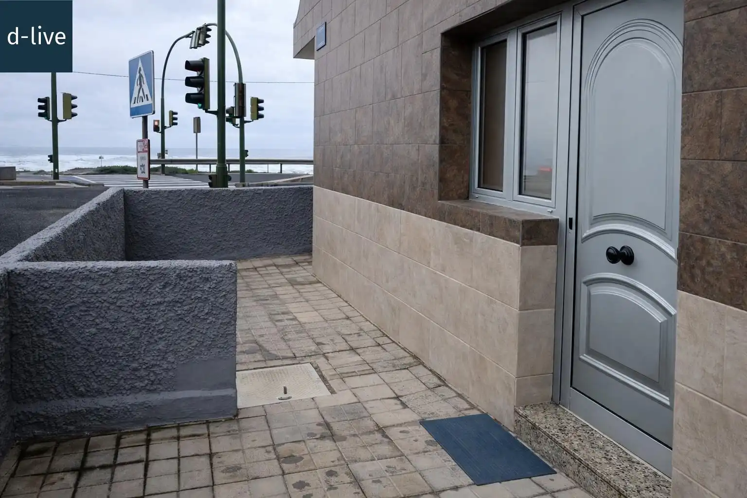Vista exterior de Casa adosada en venda en Arucas amb Terrassa i Balcó