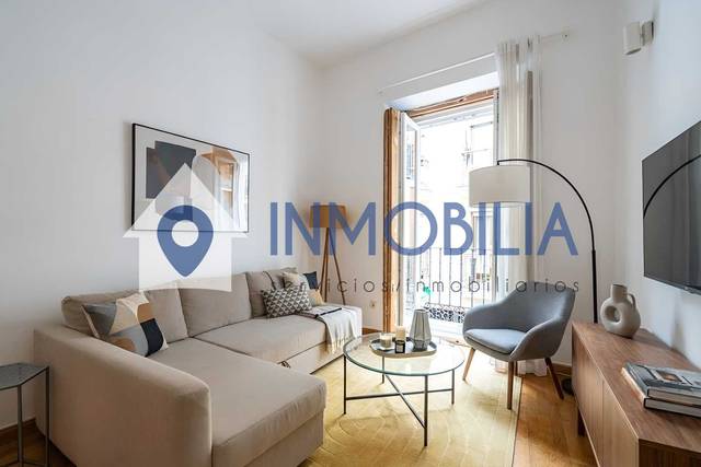 Piso en Venta en Calle de la Madera en Universidad - Malasaña