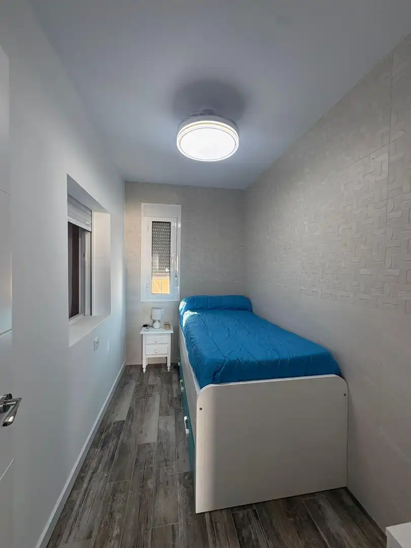 Habitación de Casa o chalet de alquiler en Chiclana de la Frontera con Aire acondicionado, Jardín privado y Piscina