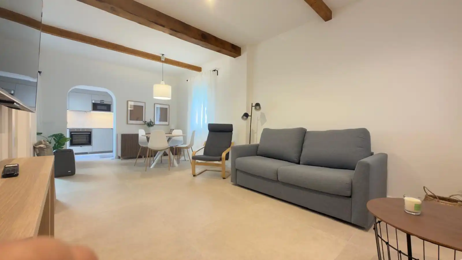 Living room of Houses for sale in Alaquàs  with Air Conditioner, Terrace and Furnished