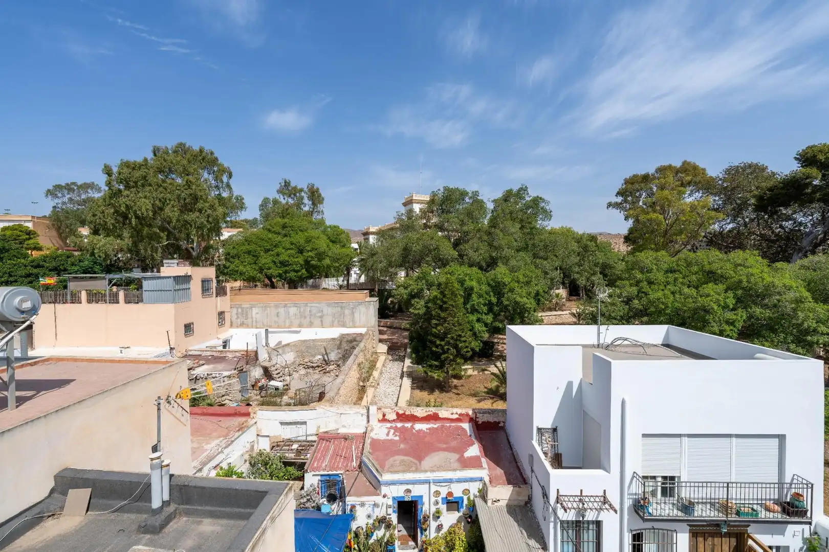 Vista exterior de Casa o chalet en venta en Almería con Aire acondicionado y Terraza