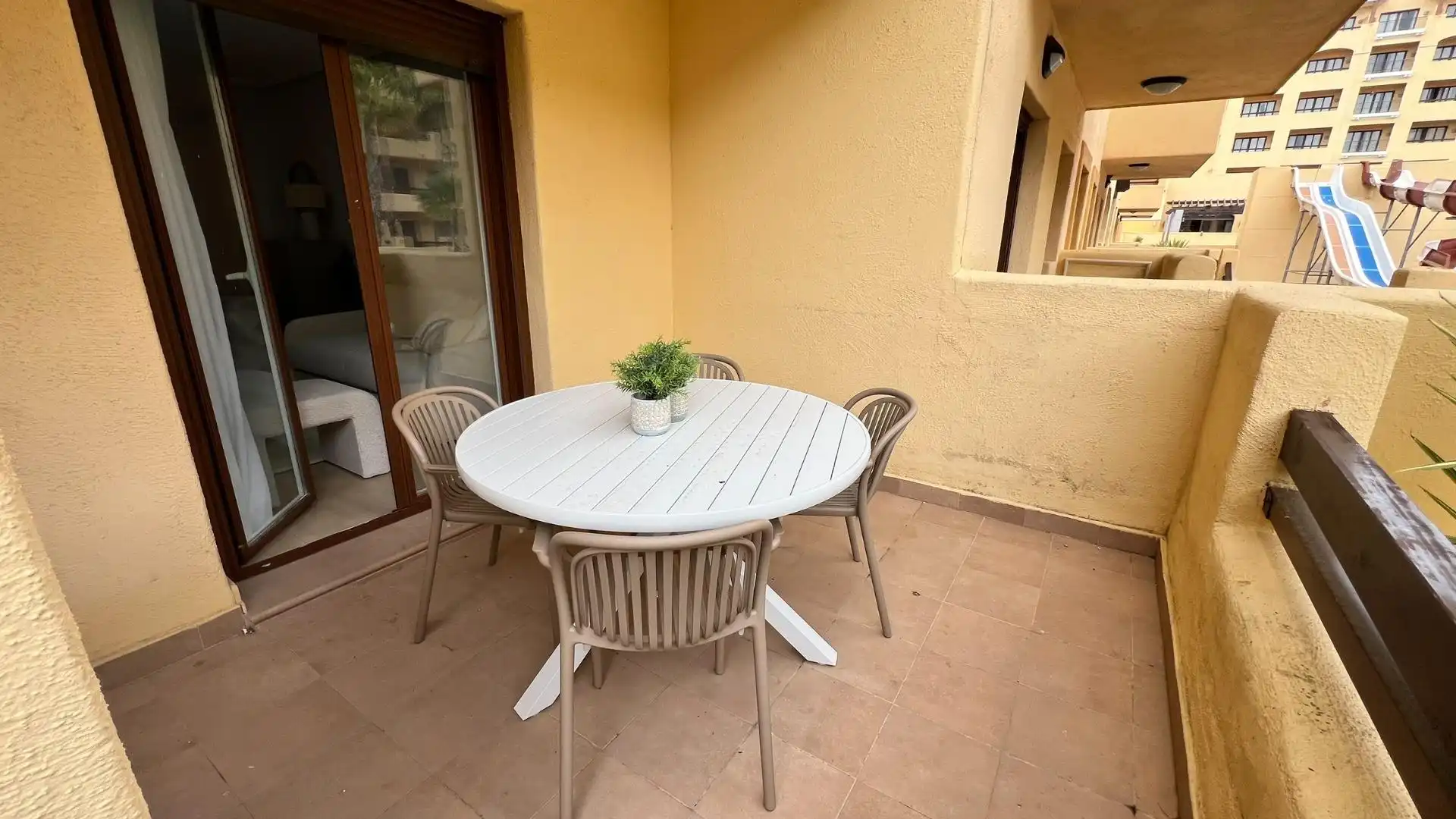 Apartament amb terrassa en venda a Calle INFANTA CRISTINA, imagen 35