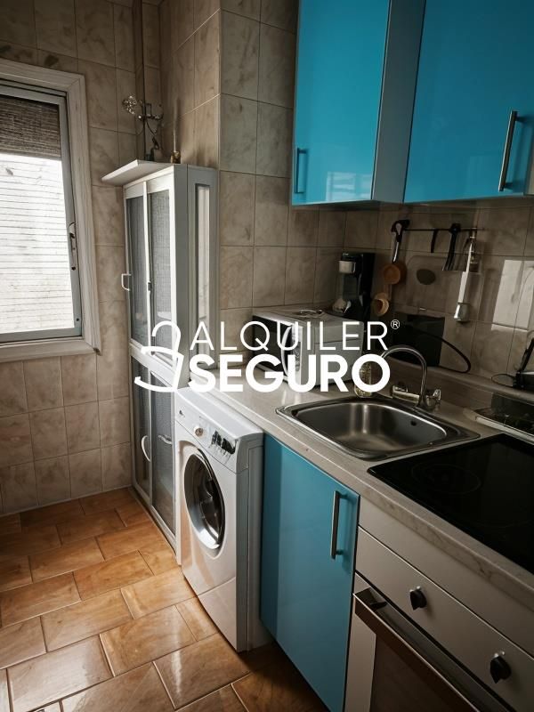 Kitchen of Flat to rent in  Zaragoza Capital