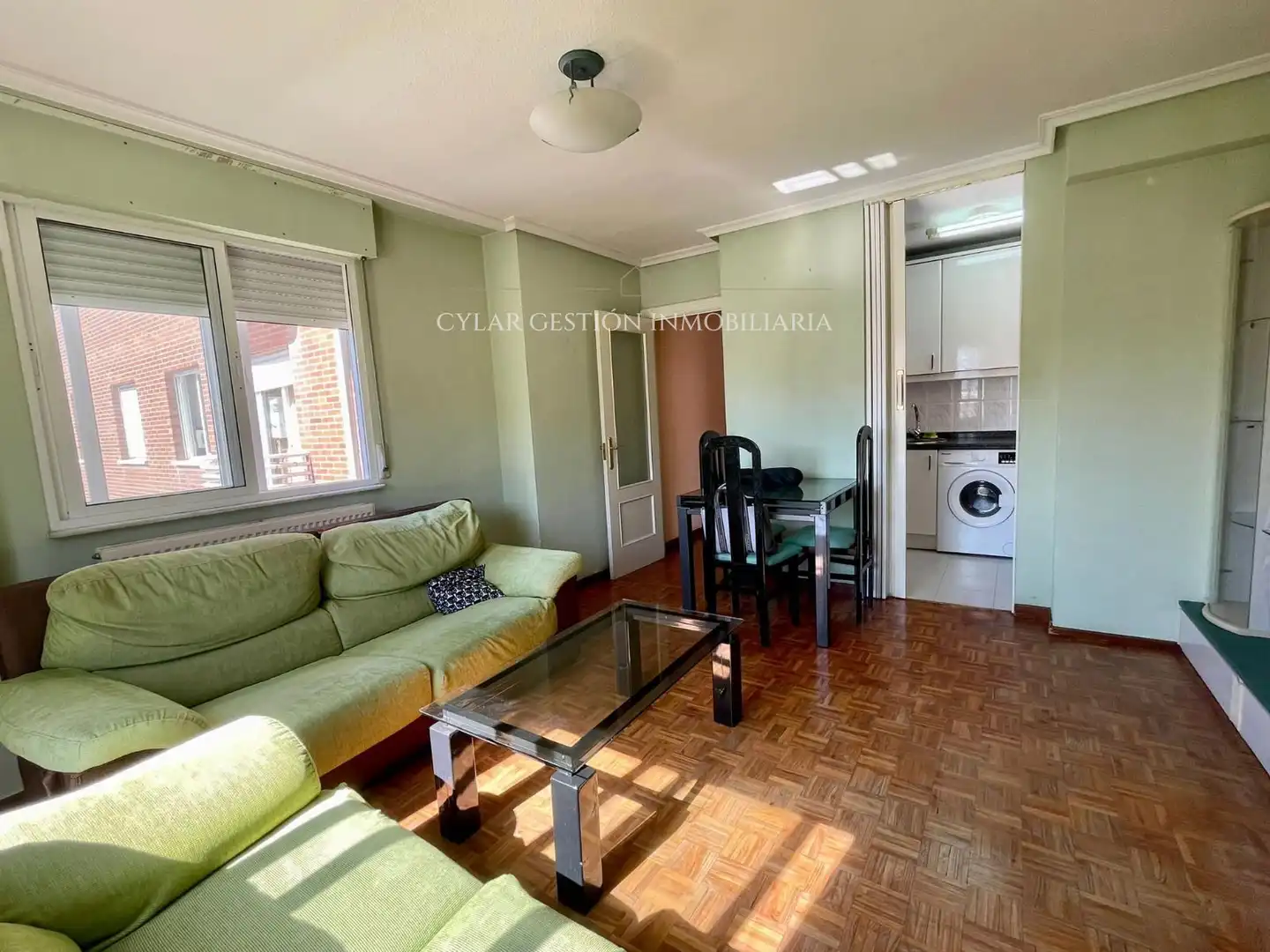 Vista exterior de Piso en venta en Salamanca con Calefacción, Terraza y Amueblado