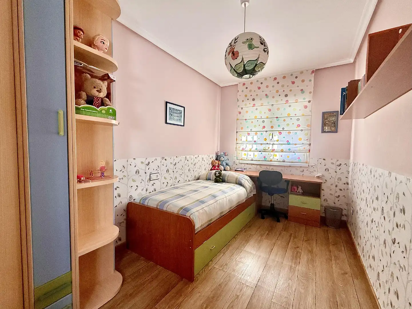Habitación de Dúplex en venta en Plasencia con Aire acondicionado, Calefacción y Parquet