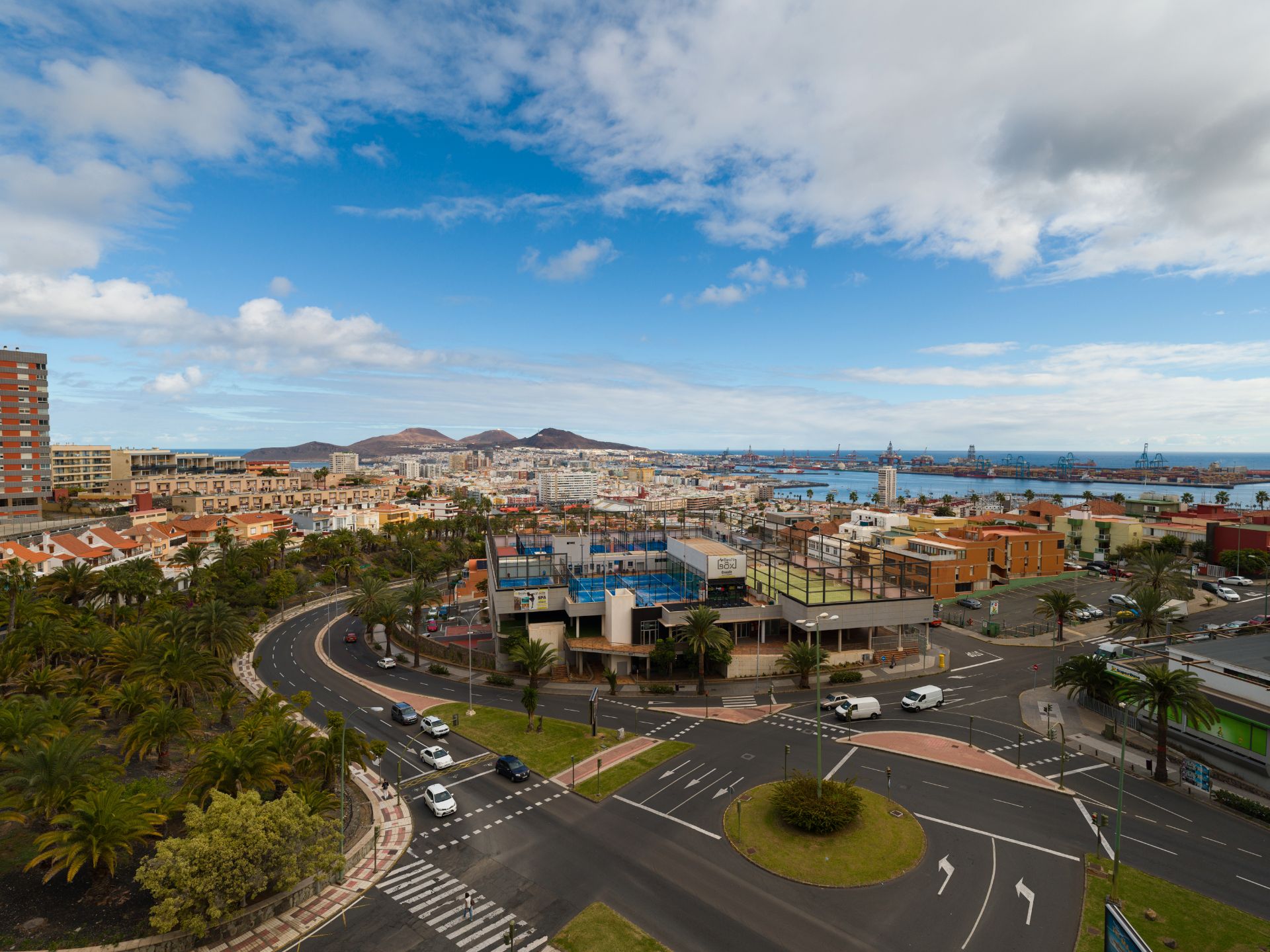 Vista exterior de Pis en venda en Las Palmas de Gran Canaria amb Traster i Moblat