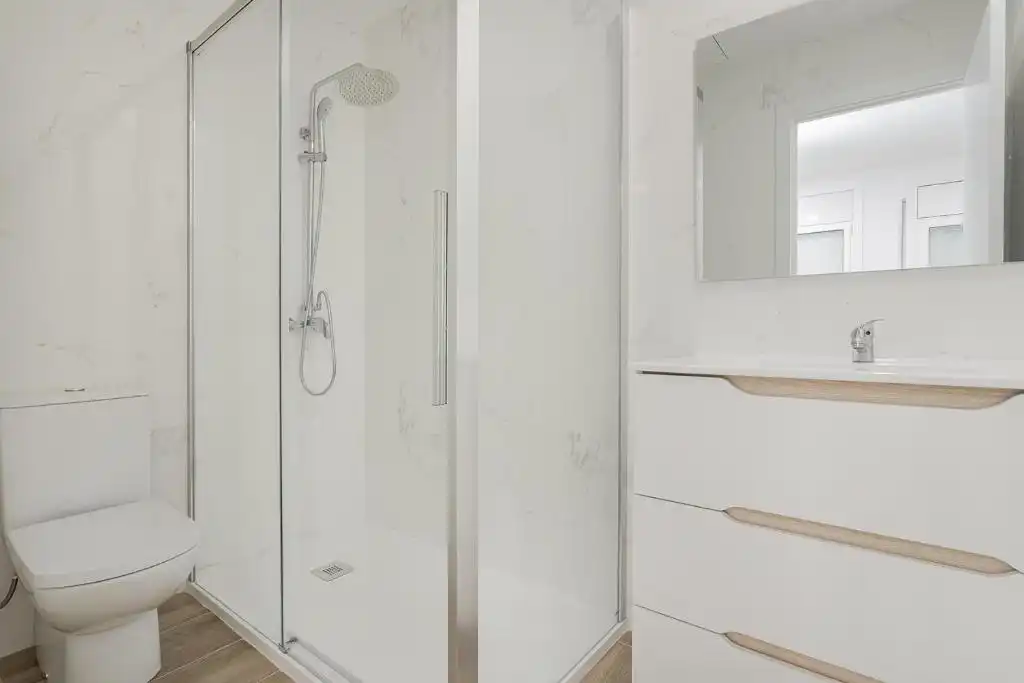 Badezimmer von Gebäude zum Verkauf in Sant Martí Sarroca