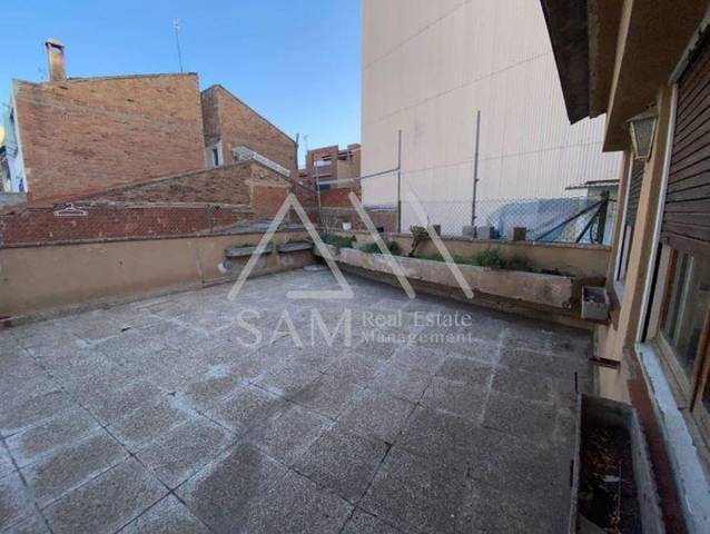 Casa adosada en Venta en Plaça Catalunya - Escola Industrial