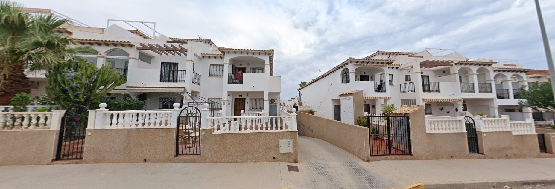 Vista exterior de Traster de lloguer en Orihuela