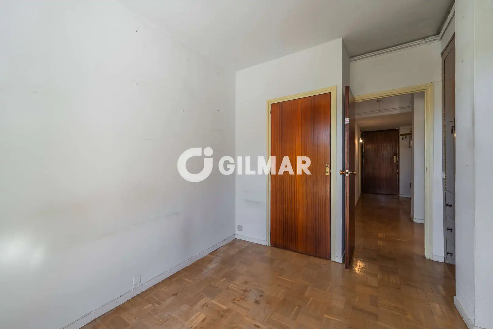 Habitación de Ático en venta en Ciudad Lineal