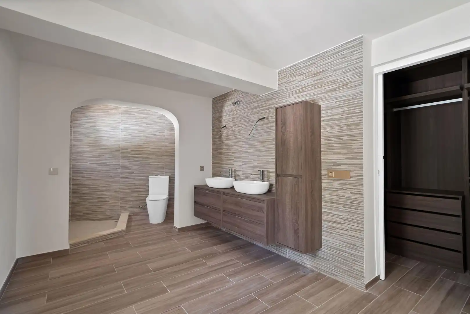 Chalet con piscina en venta en 5  LOS TULIPANES, imagen 25