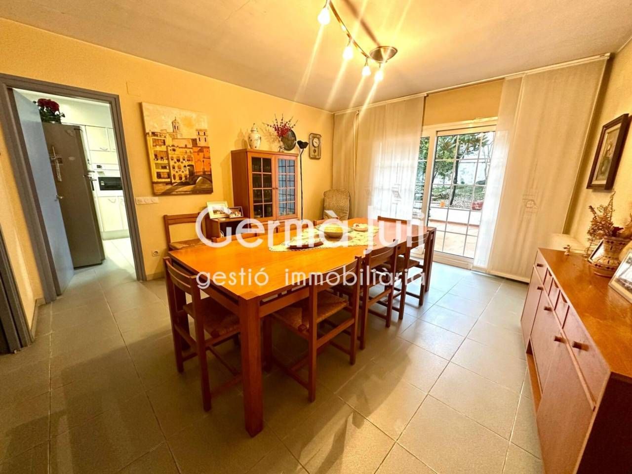 Menjador de Casa o xalet en venda en Girona Capital amb Calefacció i Terrassa