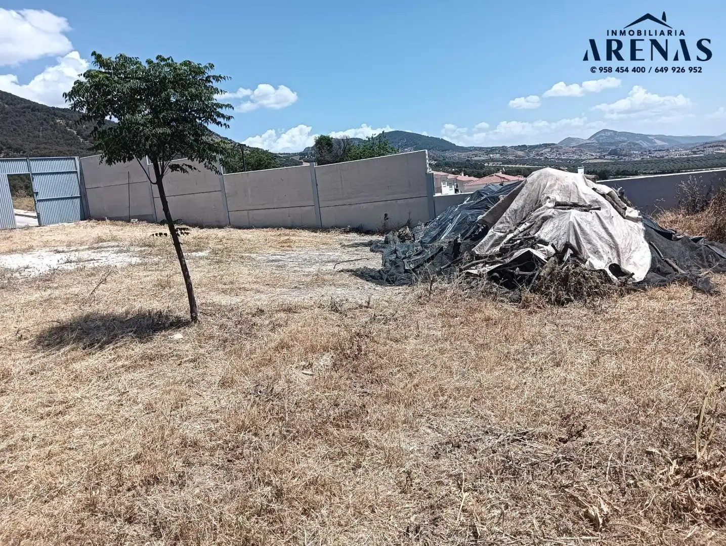 Residential land for sale in Calle del Límite, imagen 2