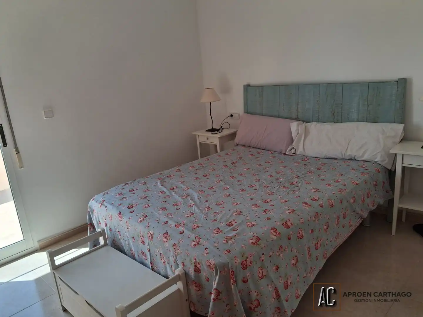 Dormitori de Casa adosada en venda en Los Alcázares amb Calefacció, Jardí privat i Moblat